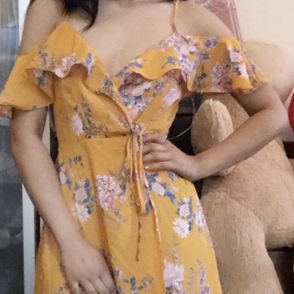 Dress - Picture 2 of 2